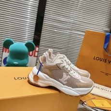 Louis Vuitton Low Shoes